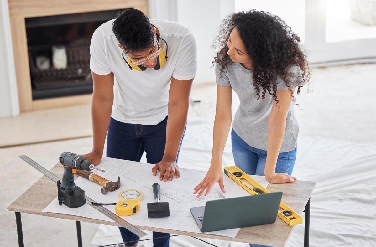 How to Choose the Right Contractor for Your Home Renovation